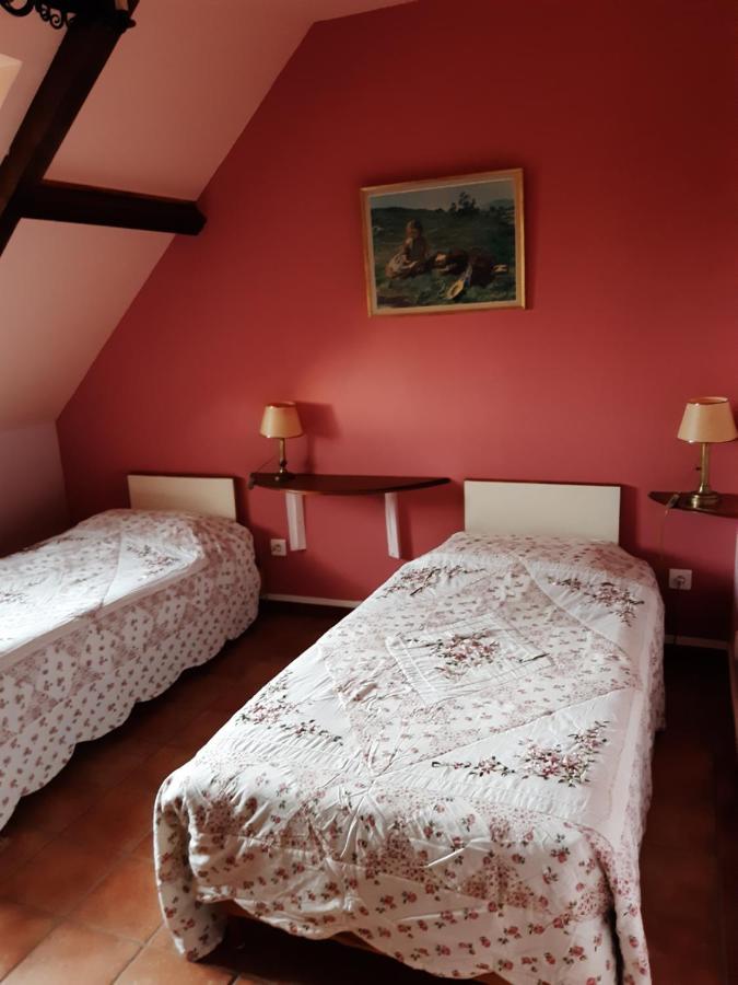 Chambres D'Hotes Sur La Courtine De Coucy ภายนอก รูปภาพ