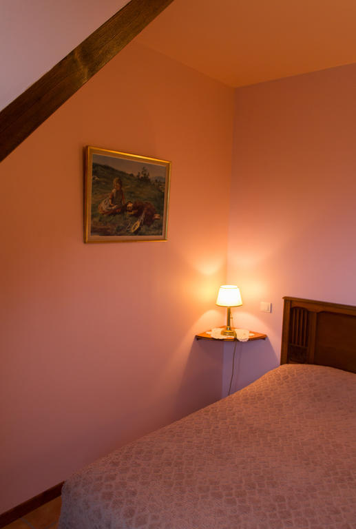 Chambres D'Hotes Sur La Courtine De Coucy ภายนอก รูปภาพ